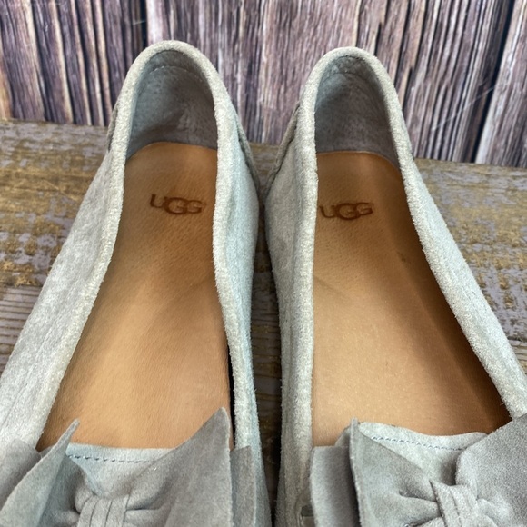 Women's UGG Australia Lilliana Grey Fixed Bow Suede Flats loafers - Picture 9 of 11